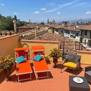 terrace-view-florence-apartment.it-tuscanyhotel.com/
