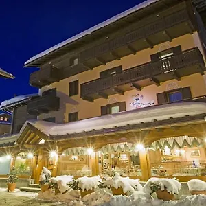 https://albergo-alpenrose-livigno.it-lombardy.com